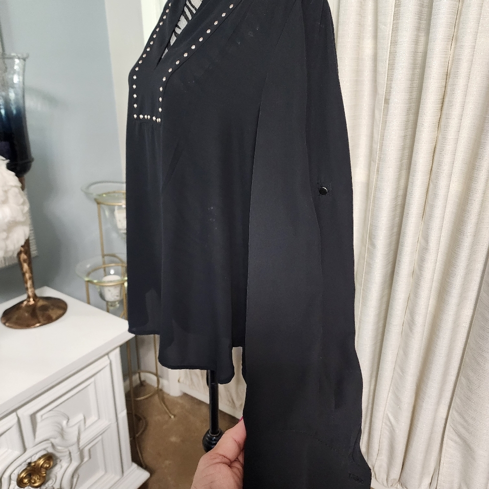 **SOLD**Carmen Marc Valvo black studded top (L) - Picture 4 of 12